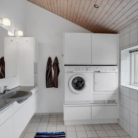 Amazing In With Kitchen *