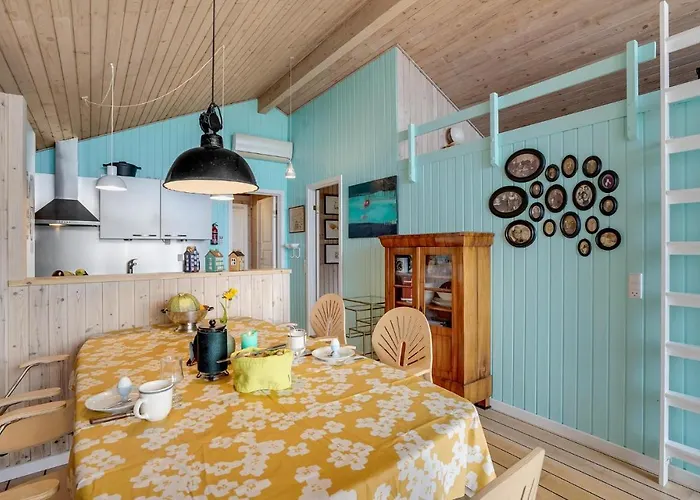 Amazing In With Kitchen