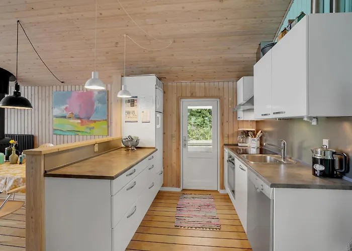 Amazing In With Kitchen Feriehus *