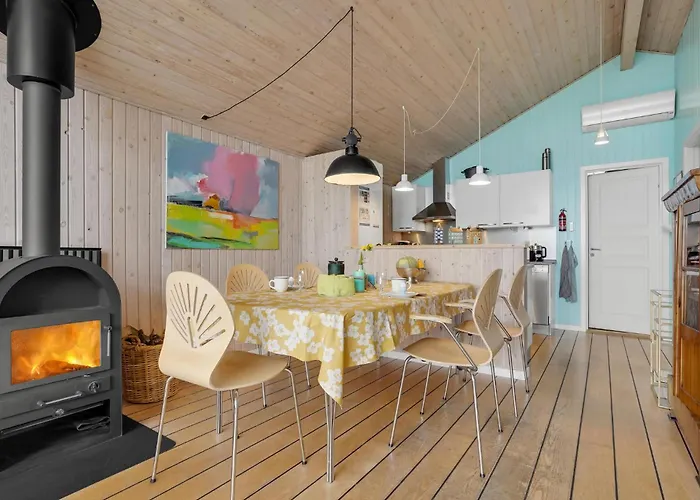 Amazing In With Kitchen Feriehus Broager